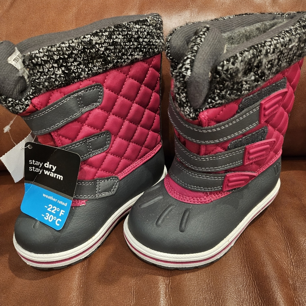 Rugged Outback NWT Girls Rain/Snow Winter Boots - Pink and Gray